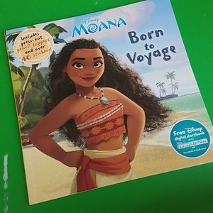 Disney Moana Born to Voyage Activity Book